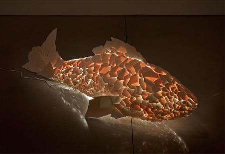 Gehry'nin Balıklarıyla Kehribar Bir Dünyaya Yolculuk 